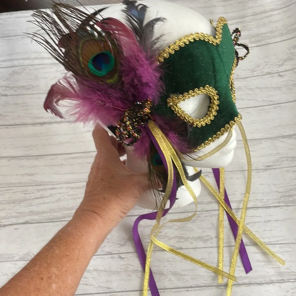 MASQUEREDE WEARABLE MASK HALLOWEEN: - MARDI GRAS FESTIVE MASK